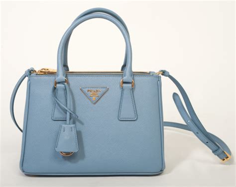 prada borsa azzurra|borse Prada donna 2023.